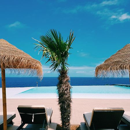 Pedras Do Mar Resort & Spa Fenais da Luz Bagian luar foto The beach at the hotel