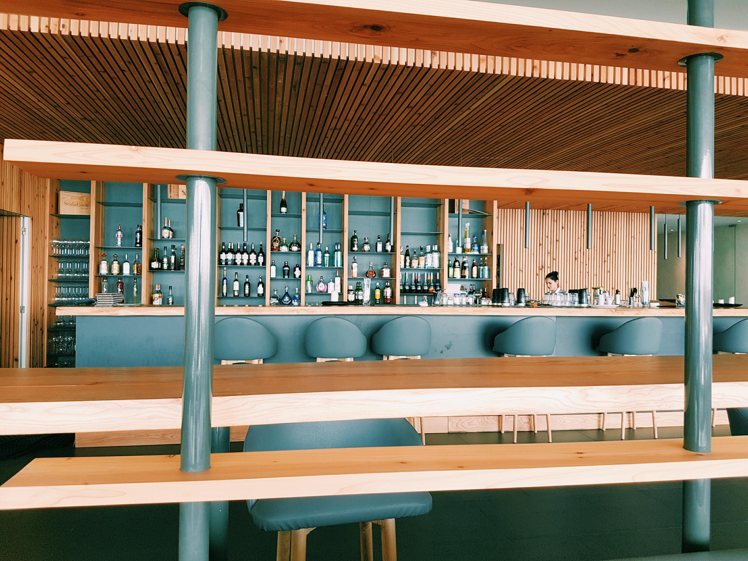 Pedras Do Mar Resort & Spa Fenais da Luz Bagian luar foto The bar at the restaurant